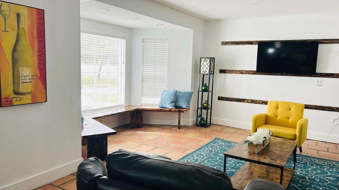 Mi Casa Es Tu Casa, Midtown #2 Lägenhet Tampa Exteriör bild